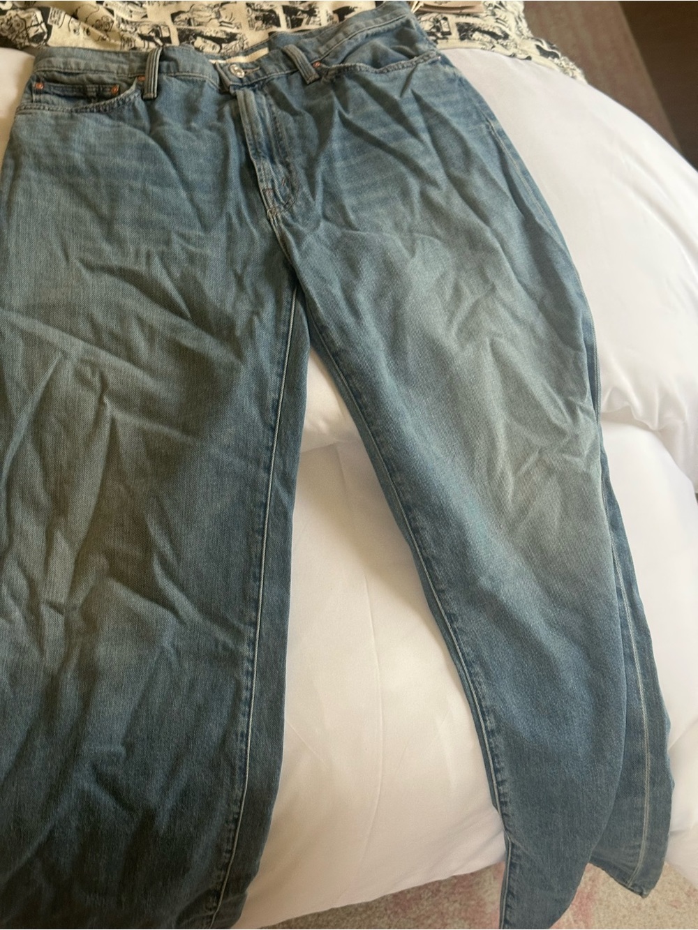 Mother Denim NWT!!! Style: The Dodge Sneak Wash: Tomorrow Never Knows Size: 28